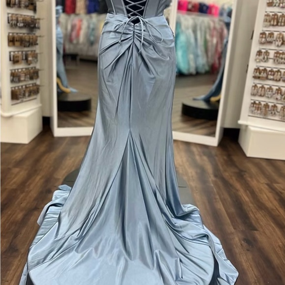 Sherri Hill 55931 Gunmetal Prom Dress Size 2 - Picture 3 of 3